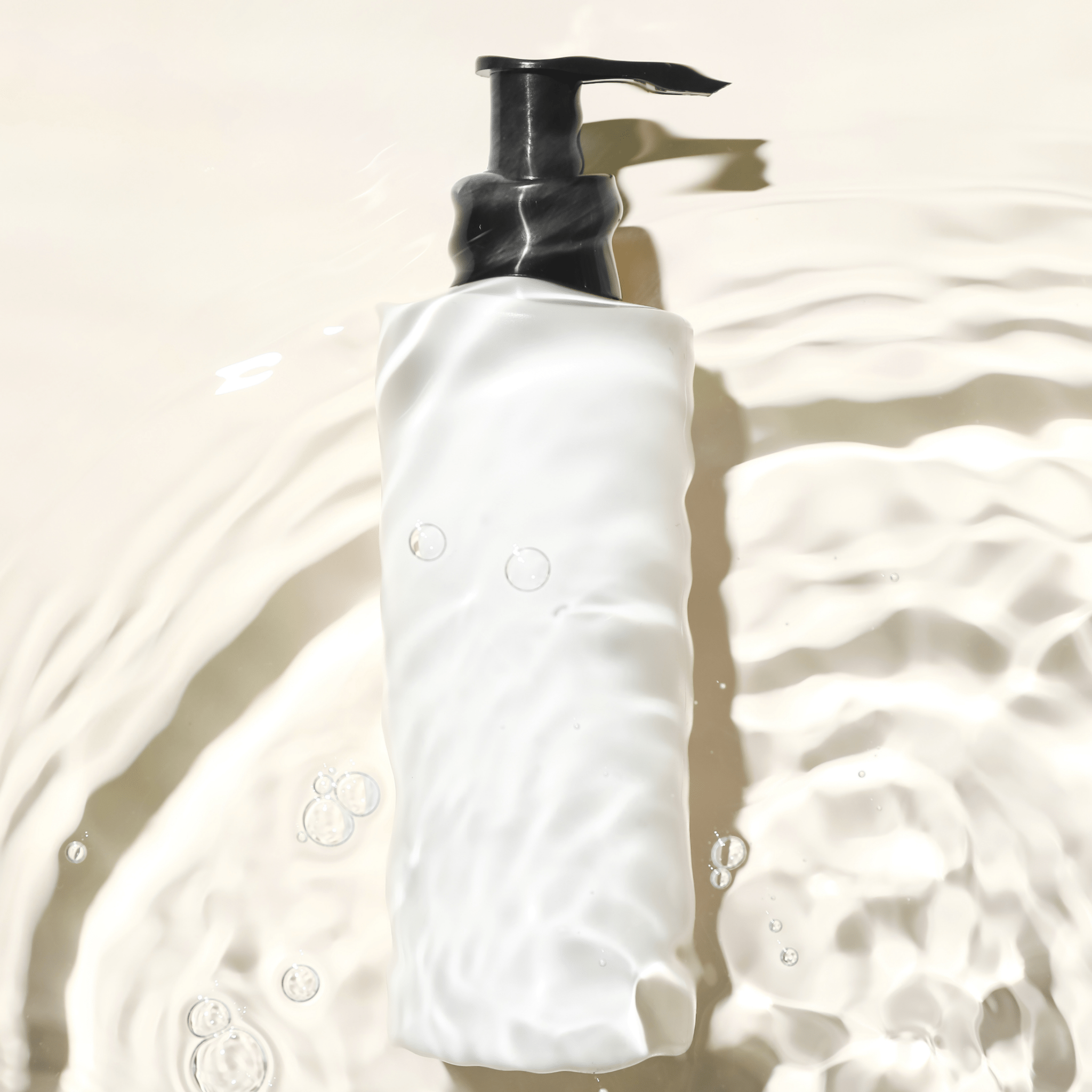 Gel Nettoyant Visage & Corps – Wakamé, Saule noir & Niacinamide - Beseed