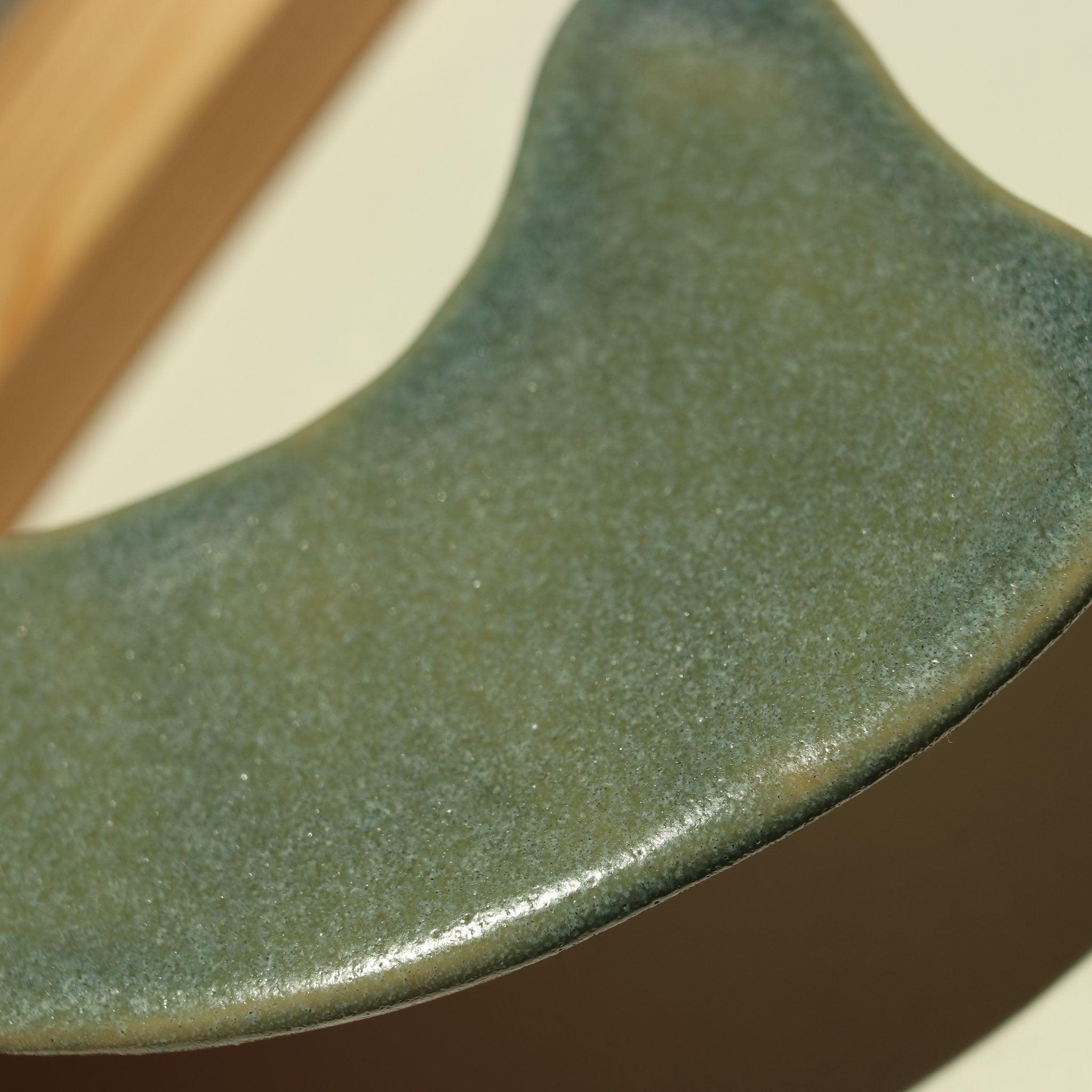 Gua Sha Visage en Céramique - Beseed